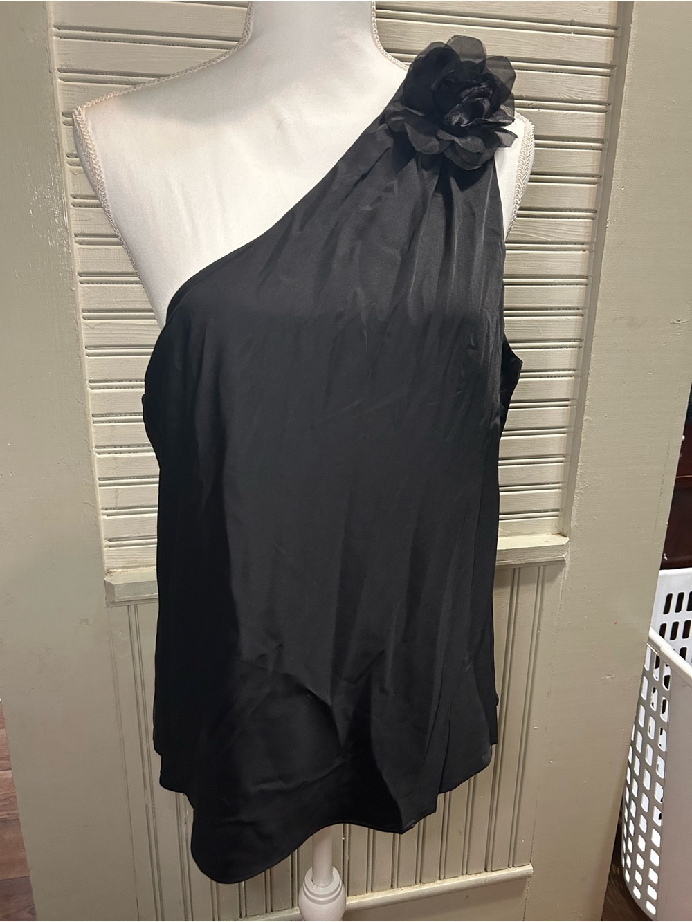NWT Generation Love Imani Rose One Shoulder Black Satin Blouse Flower Accent XL